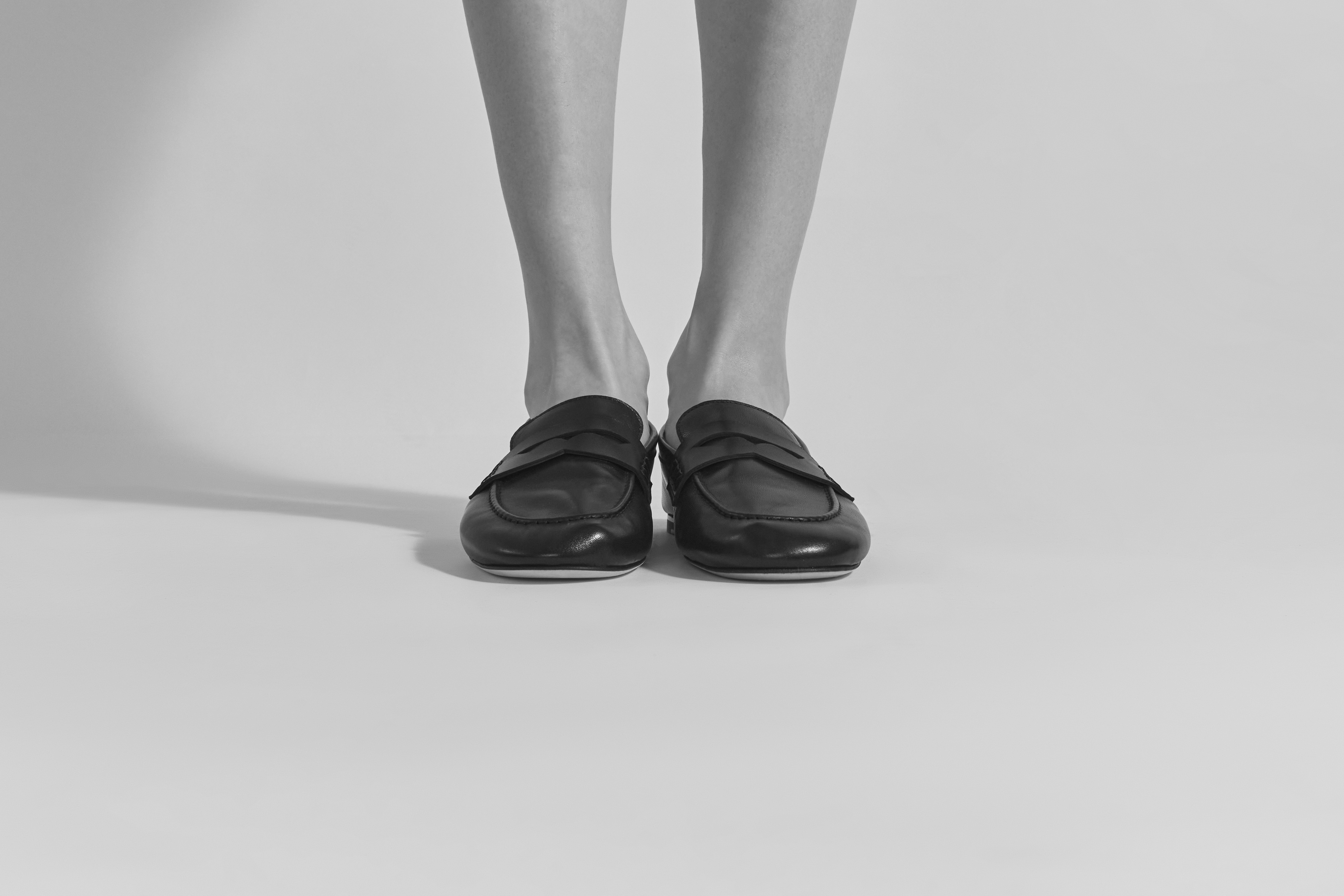 DEAR FRANCES BALLA LOAFER BLACK (2)